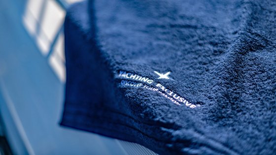yachting exclusive kroatien handtuch blau 1677154474